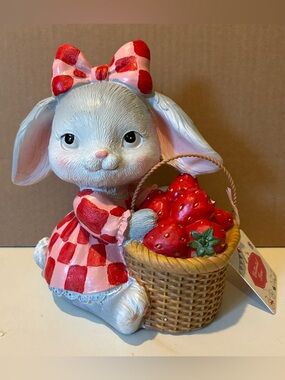 Cottontail Lane Strawberry Basket Bunny Spring Decor Cottagecore Farmhouse NWT